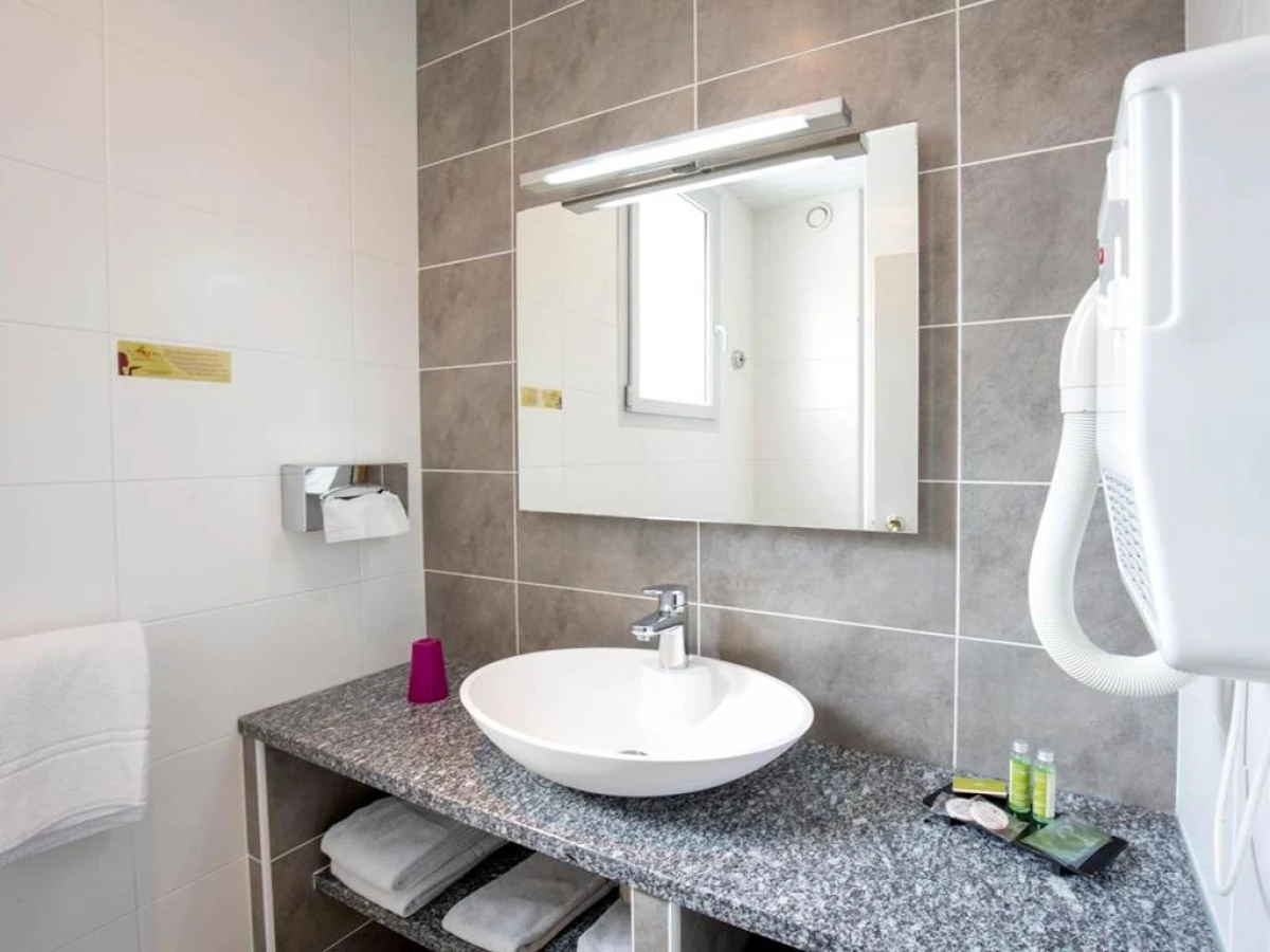 Bristol Logis Cit'Hotel Périgueux Centre - Bonjour Fun