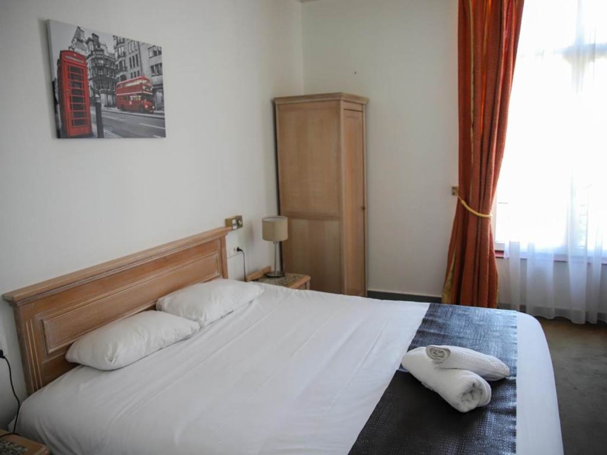 Brit Hotel Aux Sacres Reims - Bonjour Fun