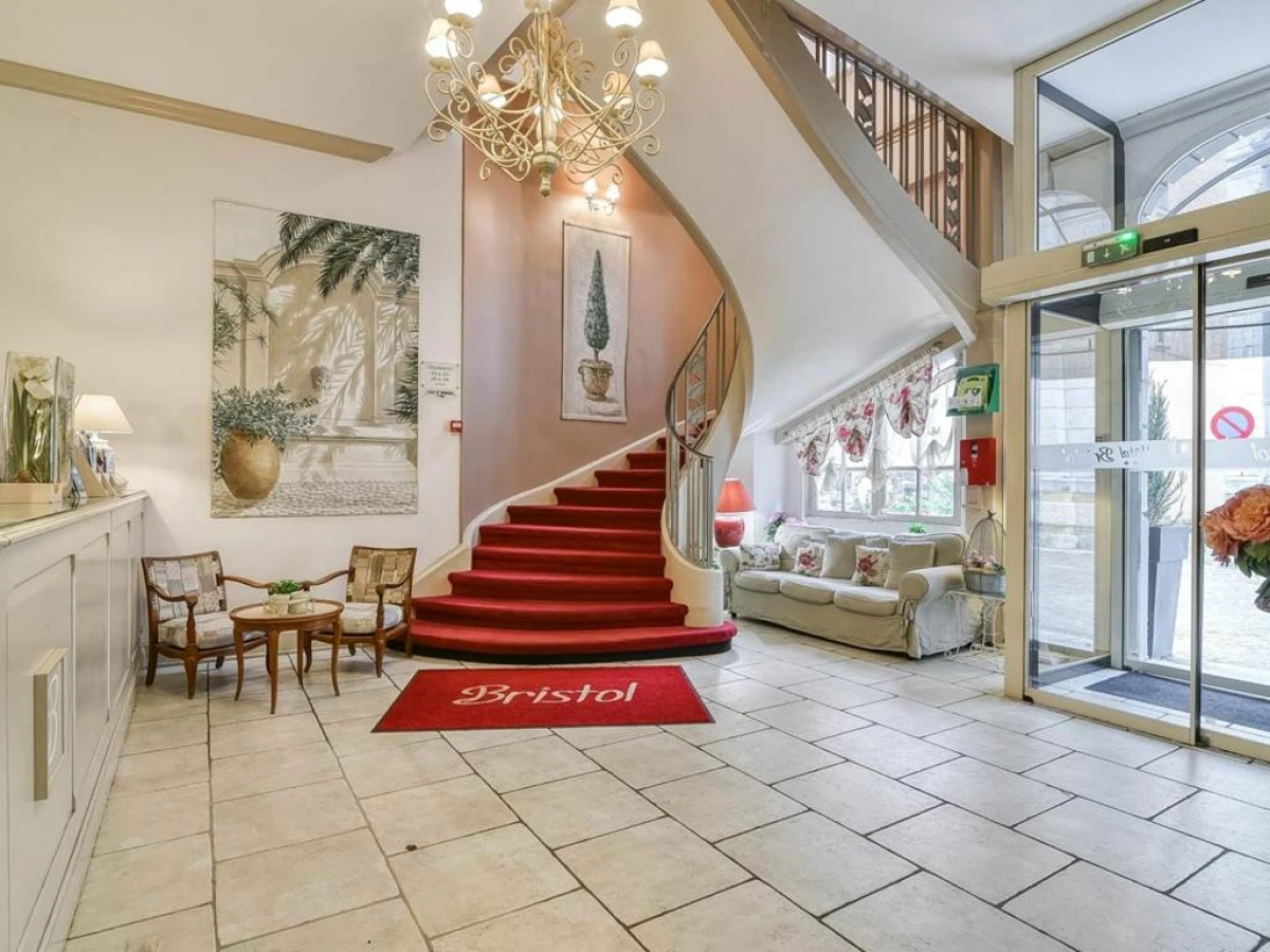 Brit Hotel Bristol Montbéliard Centre - Bonjour Fun