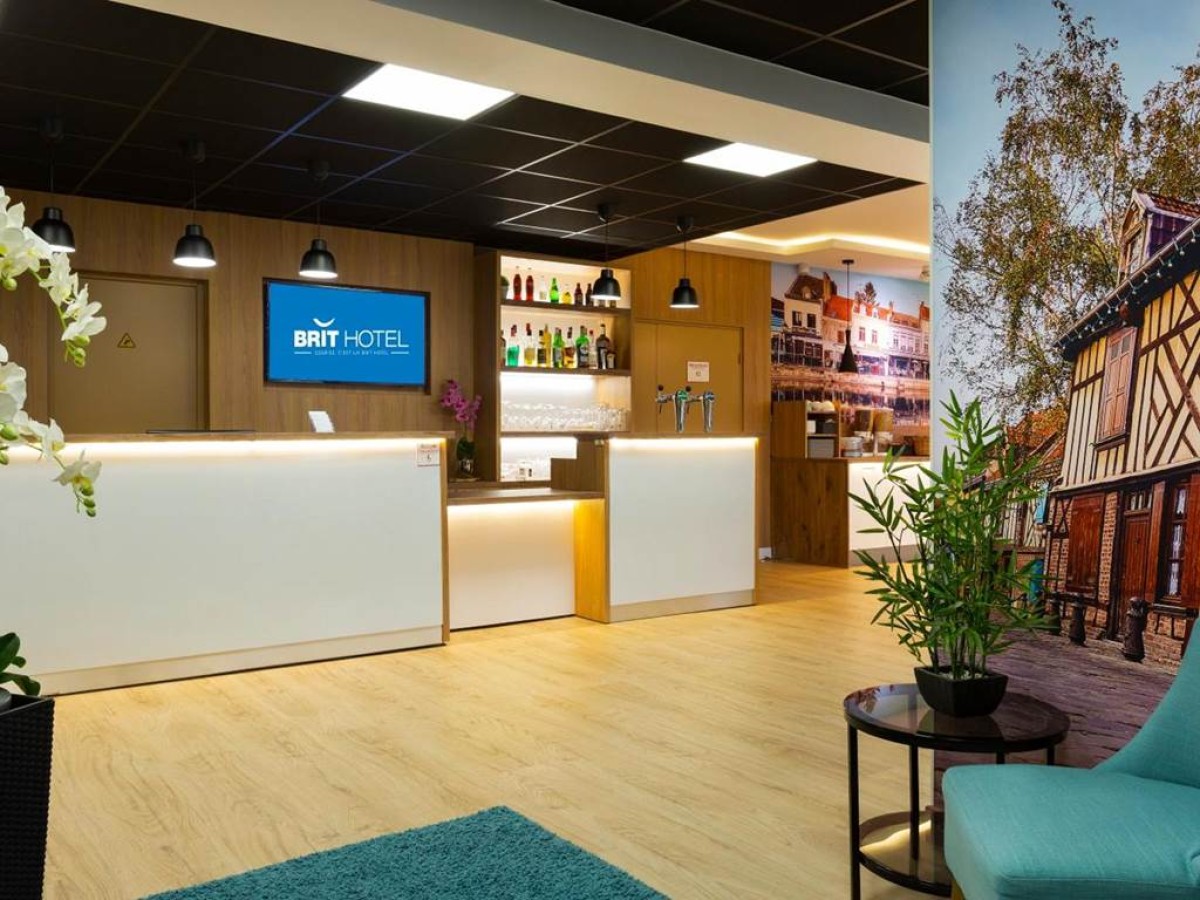 Brit Hotel Confort Amiens - Bonjour Fun