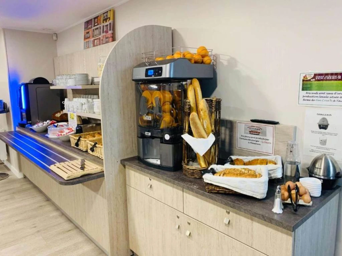 BRIT HOTEL Confort MORLAIX - Bonjour Fun
