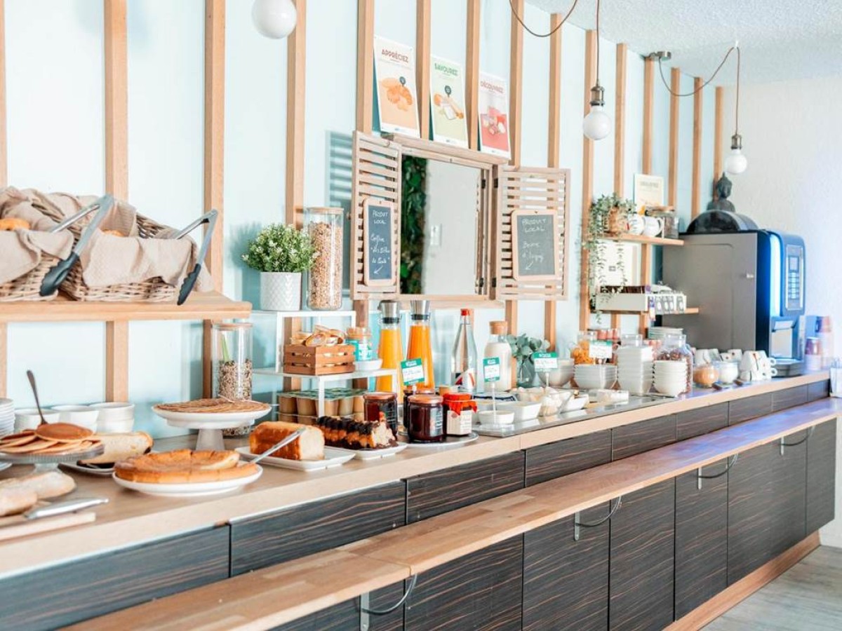 Brit Hotel Confort Saint-Lô - Bonjour Fun