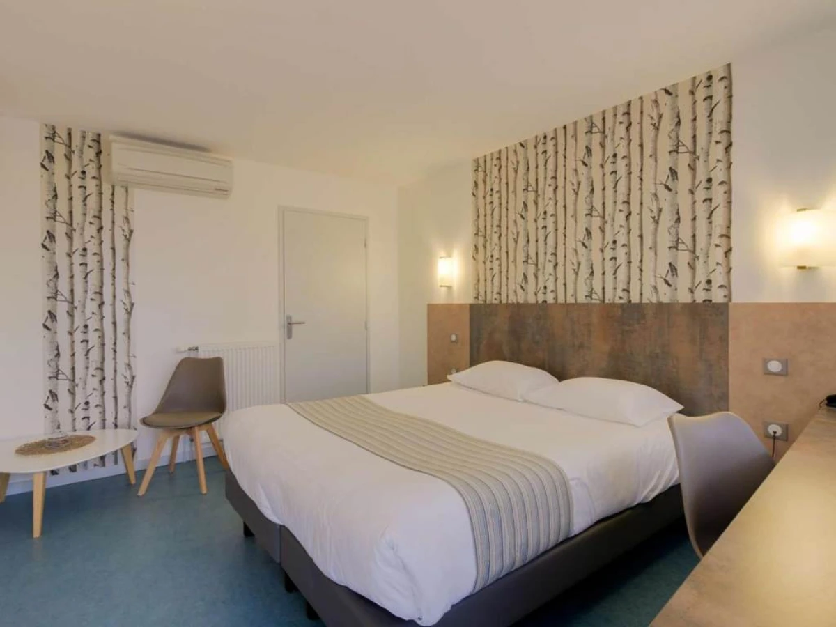 Brit Hotel Dijon Hermes - Bonjour Fun