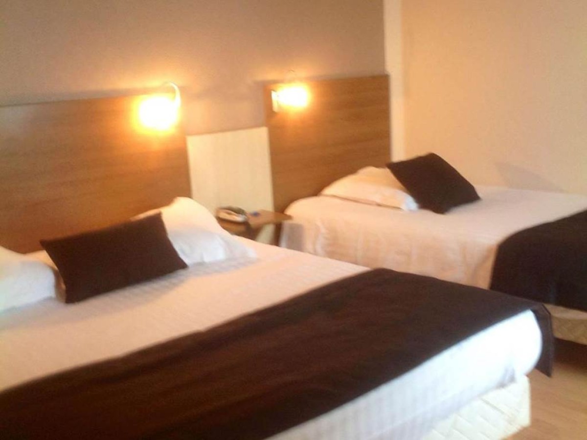 Brit Hotel Magdalena - Bonjour Fun