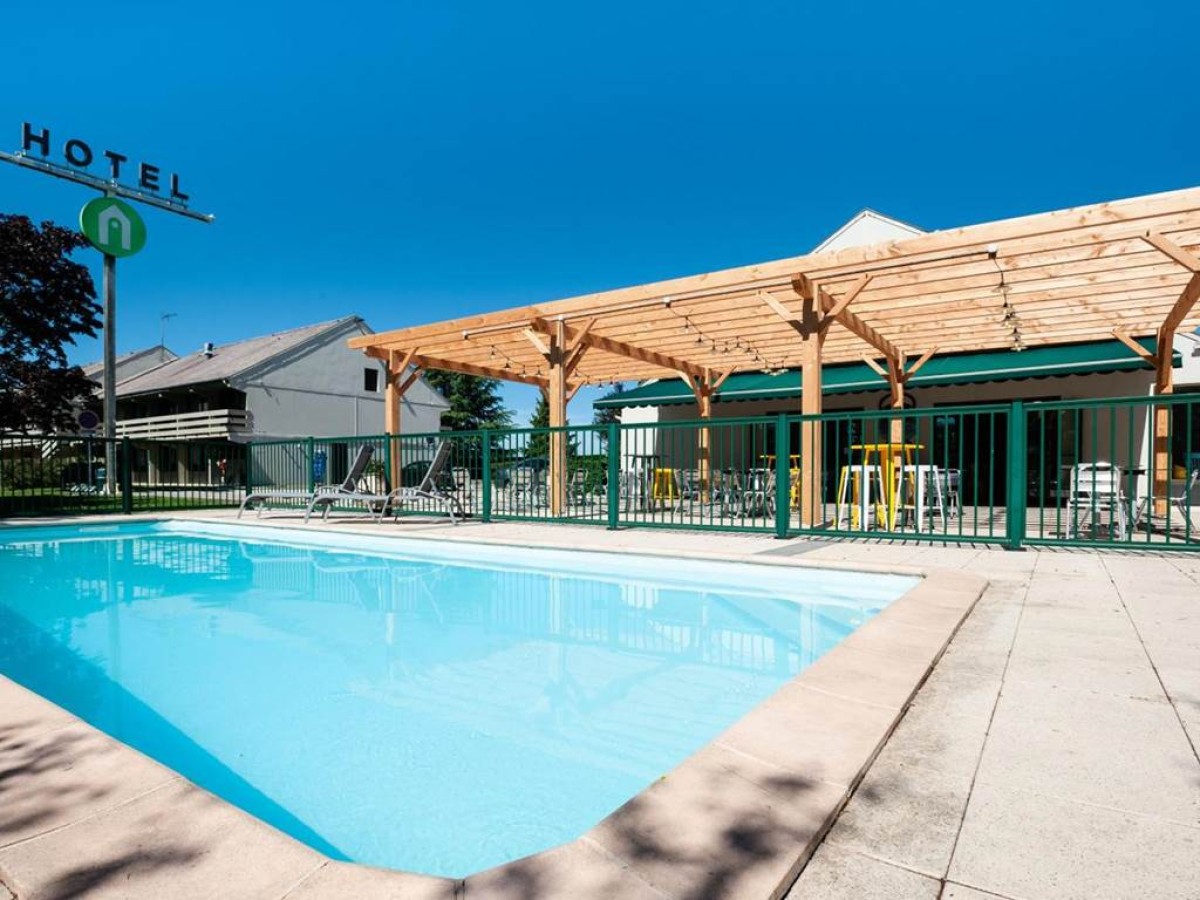 Campanile Beaune - Bonjour Fun