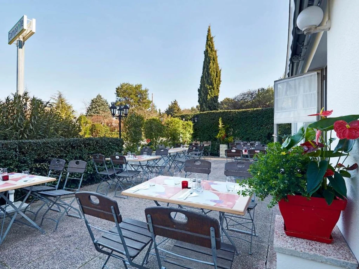 Campanile NATURE - Aix En Provence Meyreuil - Bonjour Fun