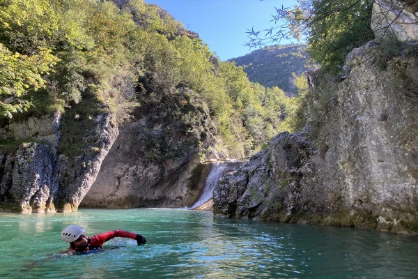 Canyon de Saint Auban - Niveau 2 - Intermédiaire - Bonjour Fun
