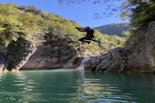 Canyon de Saint Auban - Niveau 2 - Intermédiaire - Bonjour Fun