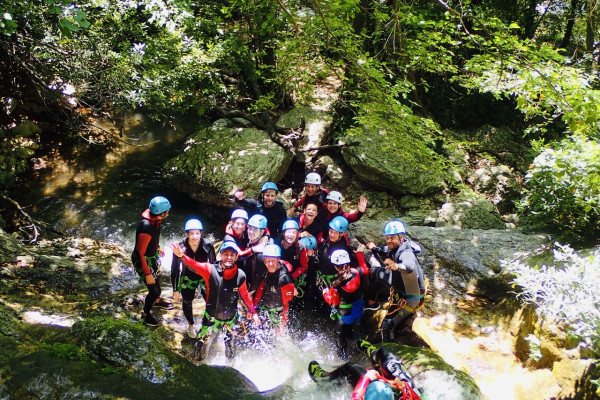 Canyoning découverte | Gorges du Loup (Niv 2) - PROMO - Bonjour Fun