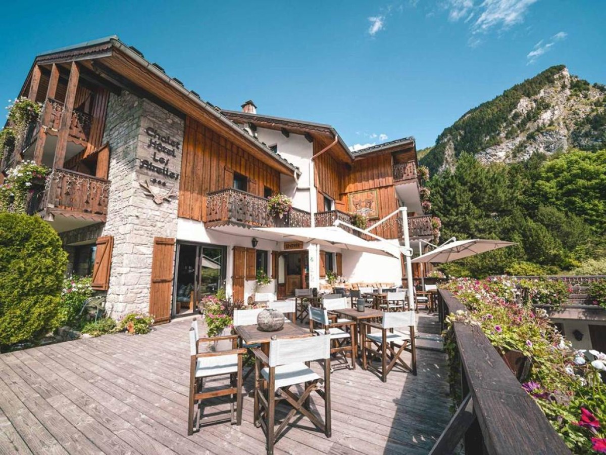 Chalet Hôtel Les Airelles - Bonjour Fun