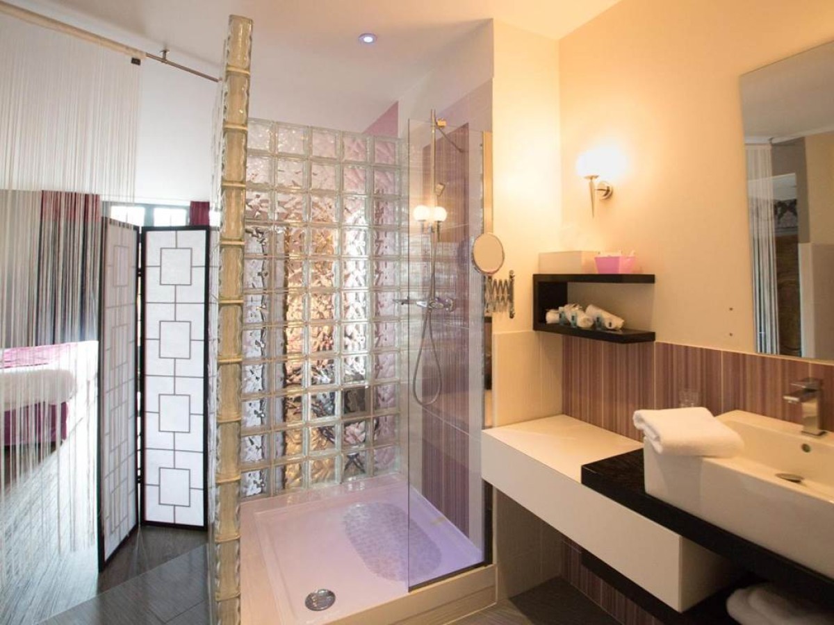 Charme et Caractère Le Turenne - Bonjour Fun