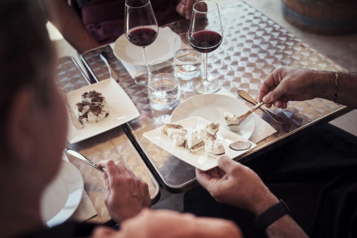 Chateauneuf-du-Pape : Truffes, Vins et Saveurs - Bonjour Fun