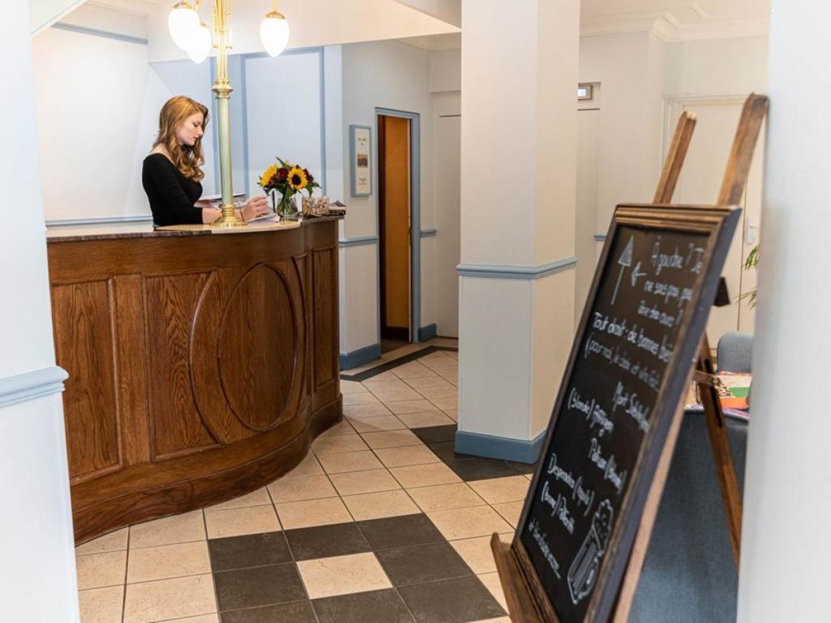 Chenal Hotel - Bonjour Fun