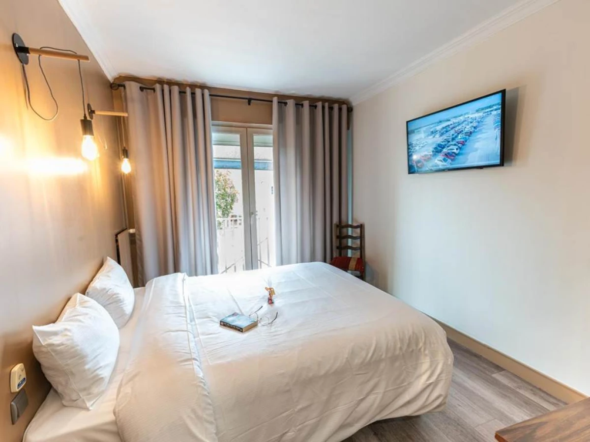 Chenal Hotel - Bonjour Fun