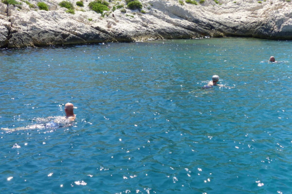 Circuit 2 h découverte de Marseille par la mer - Bonjour Fun