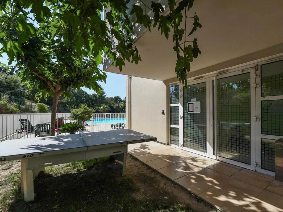 Comfort Aparthotel Six-Fours - Bonjour Fun