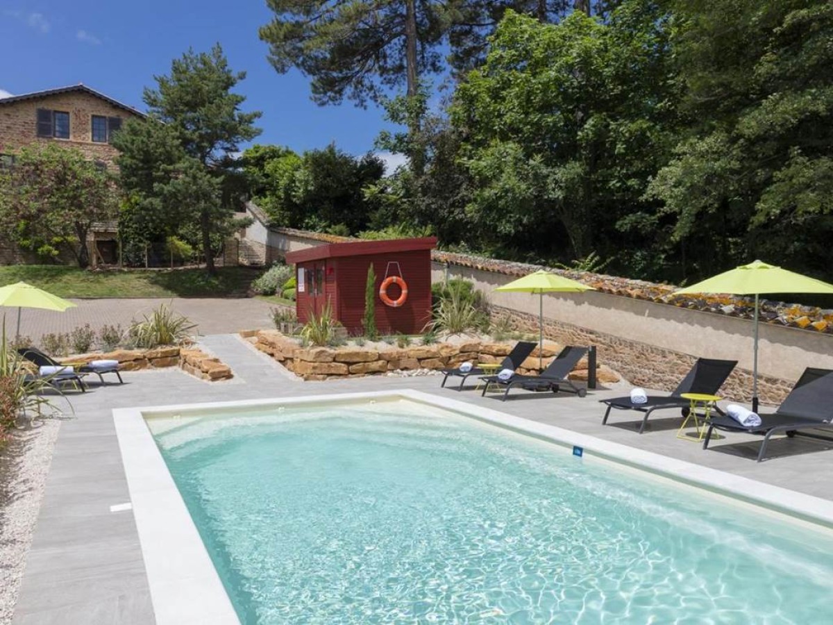 Contact Hôtels Le Savigny & Spa - Bonjour Fun