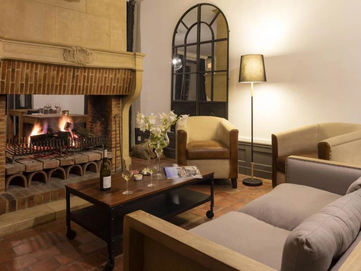 Contact Hôtels Le Savigny & Spa - Bonjour Fun