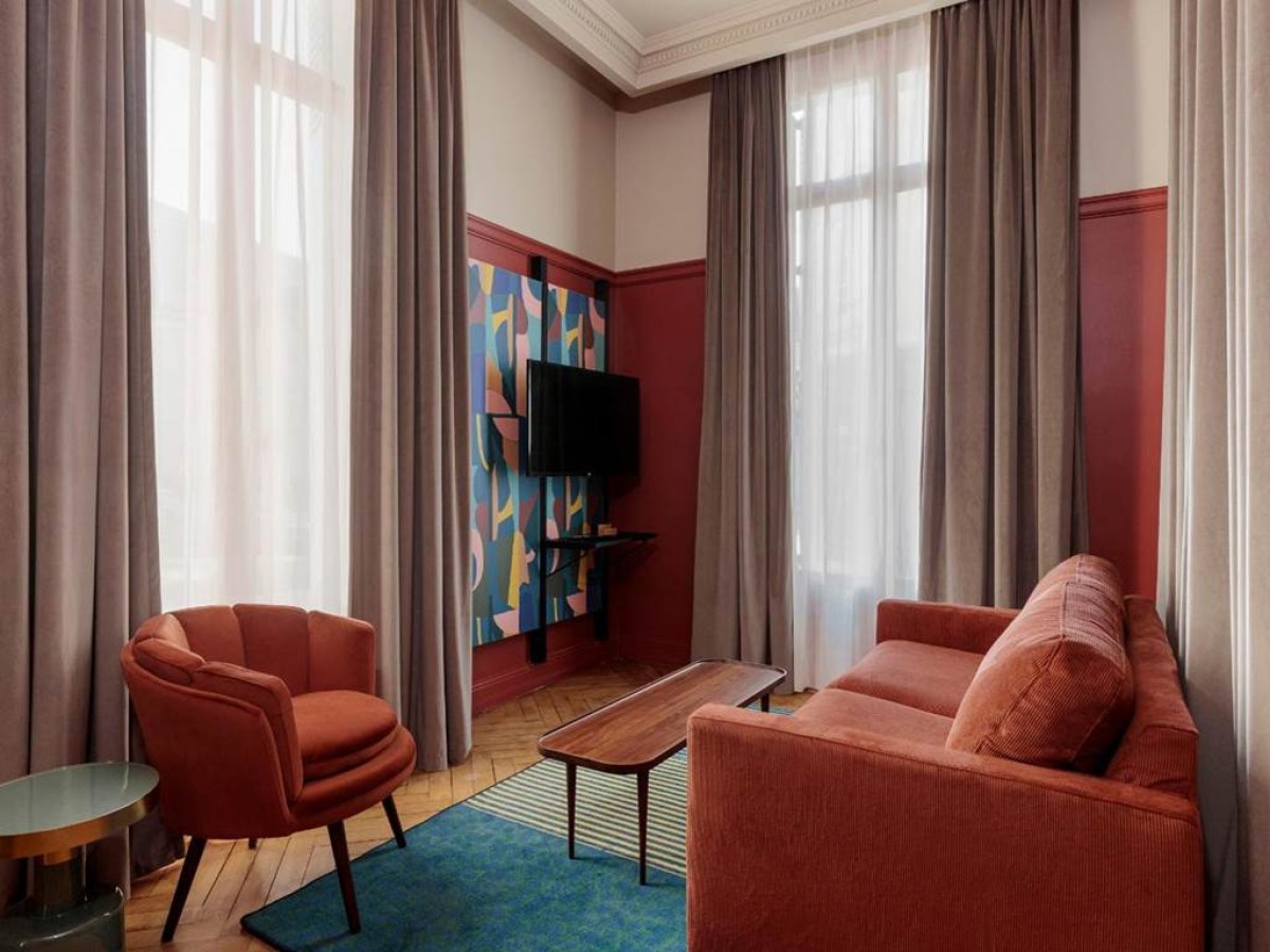 Corneille - Entrée autonome - Bonjour Fun