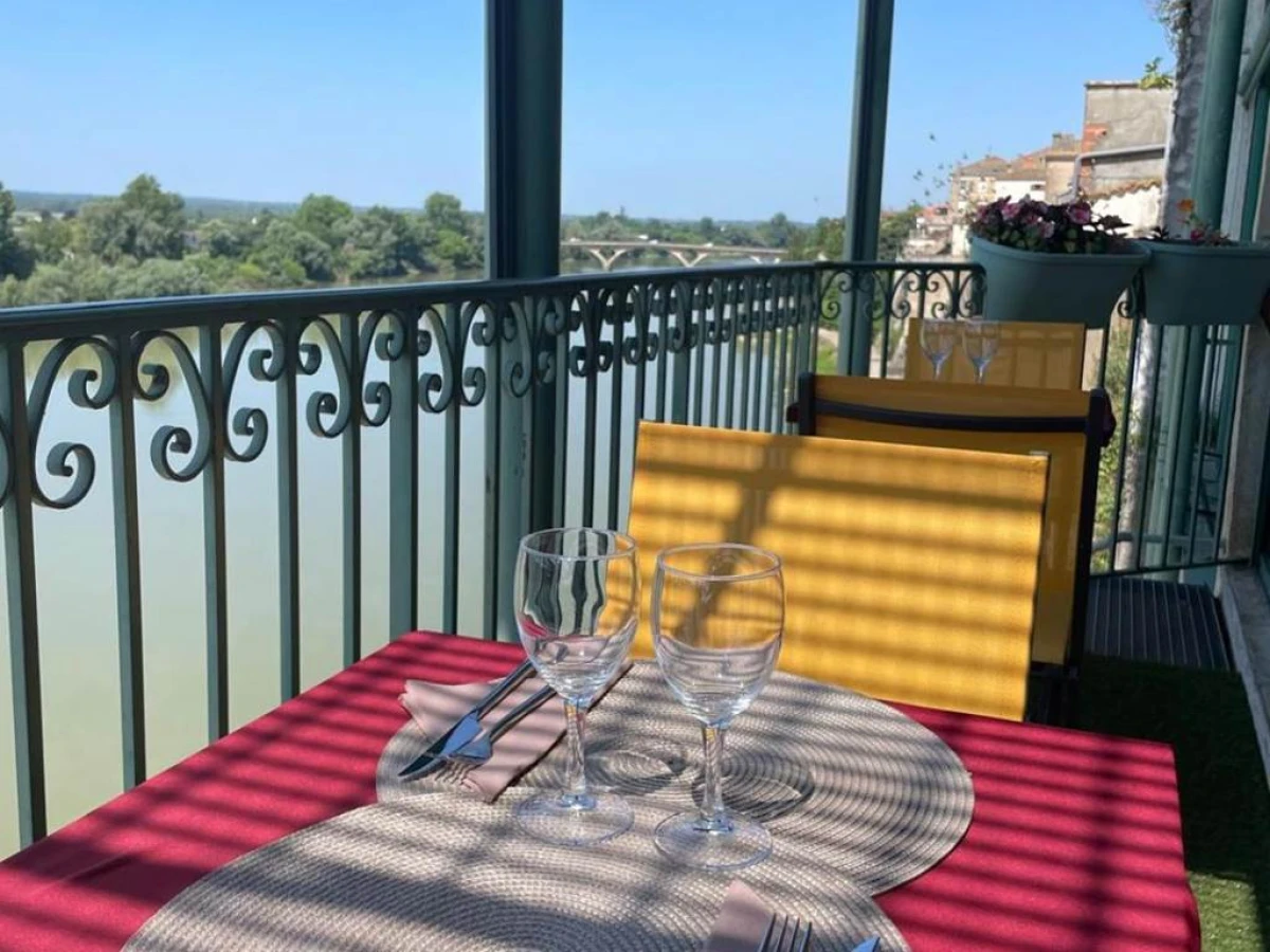 CÔTE GARONNE le BALCON DES DAMES -hôtel et restaur - Bonjour Fun