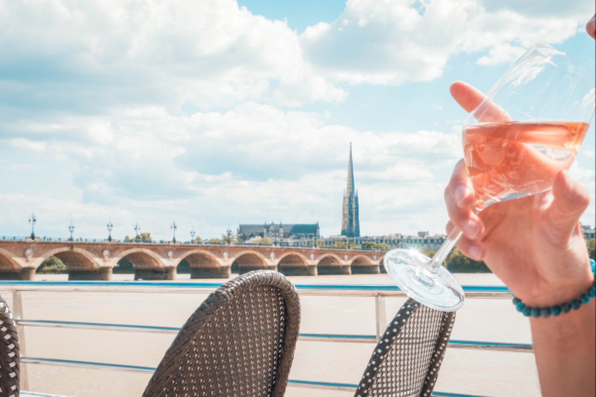 Croisière Bordeaux UNESCO Découverte vin & canelé - Bonjour Fun