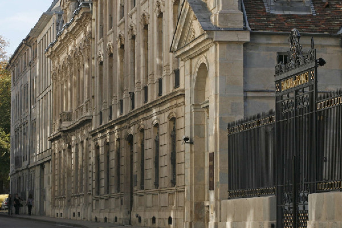 De l'hôtel Pétremand de Valay à la Banque de France - Bonjour Fun