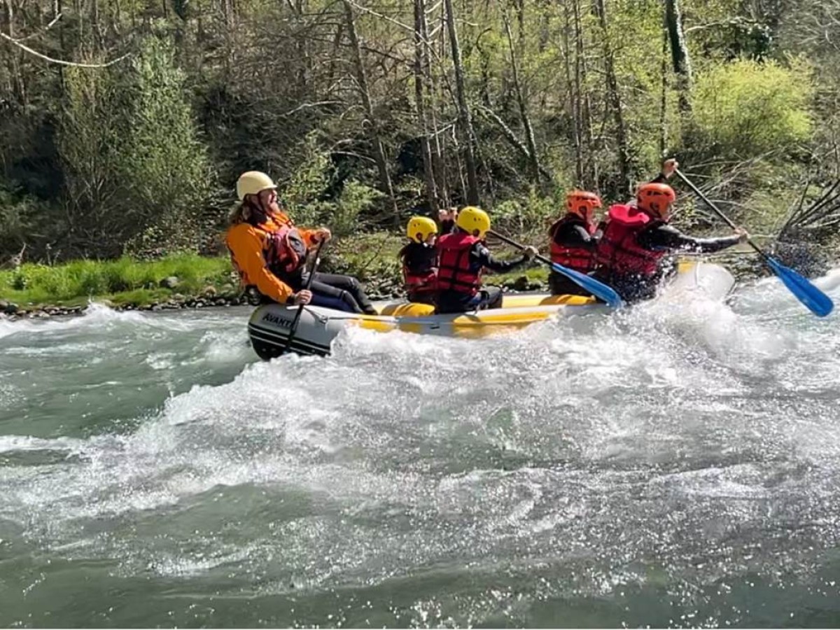 Descente du Gave de Pau en RAFTING - Bonjour Fun