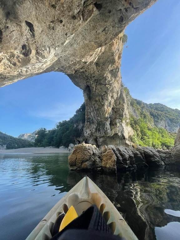 Descente Sportive des Gorges de l'Ardèche en Canoë kayak : 6h00 - env. 32km - Bonjour Fun