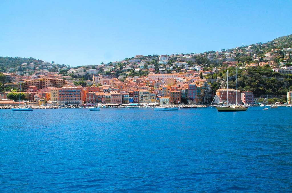 E-bike & Baignade : Demi-journée vers la magnifique baie de Villefranche-sur-Mer - Bonjour Fun