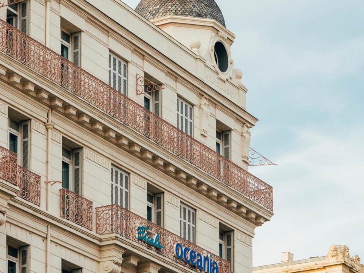 Escale Oceania Marseille Vieux Port - Bonjour Fun