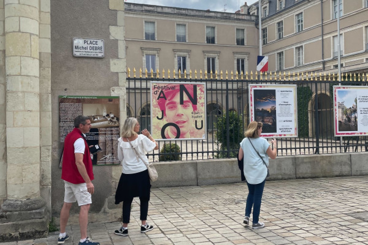 Escape The City - Bonjour Fun