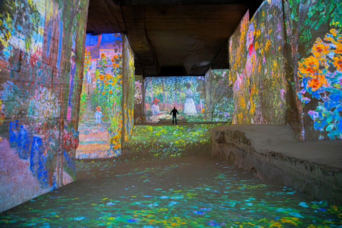 Excursion Baux de Provence - Visite du Village, Carrières de Lumières et Vignoble - Bonjour Fun