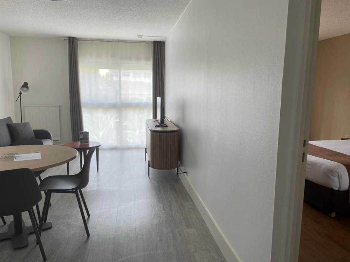 Grand Hotel - Bonjour Fun