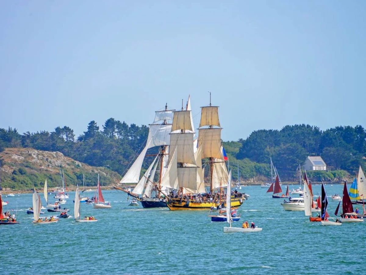 Grande Parade & Parade d'Ouverture Semaine du Golfe - Bonjour Fun