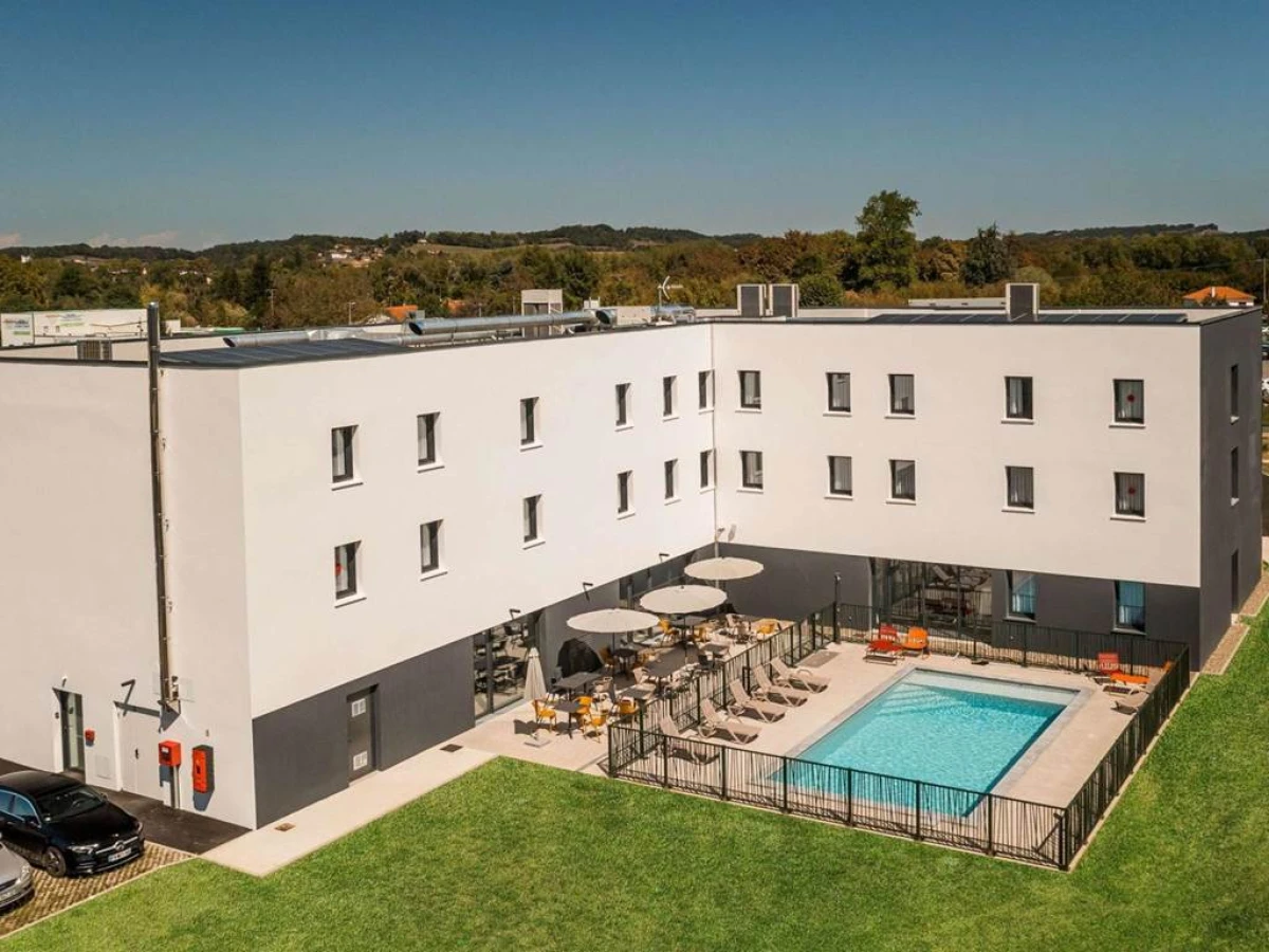 Greet Hôtel Orthez Bearn - Bonjour Fun
