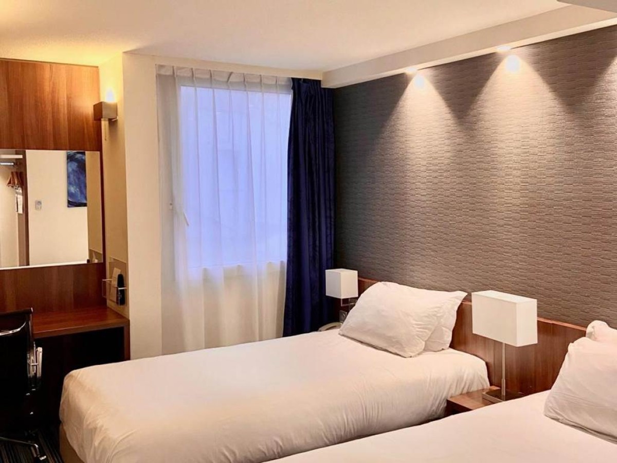 Holiday Inn Express Lille Centre by IHG - Bonjour Fun