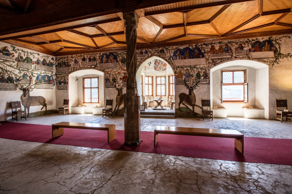 Tratzberg Castle - Bonjour Fun