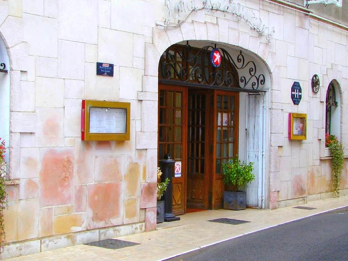 Hostellerie des Trois Pigeons - Bonjour Fun