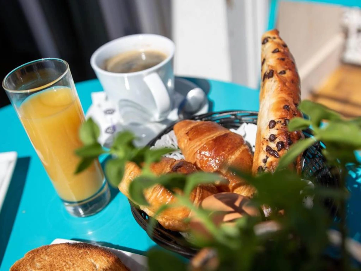 Hotel Amiraute - Bonjour Fun