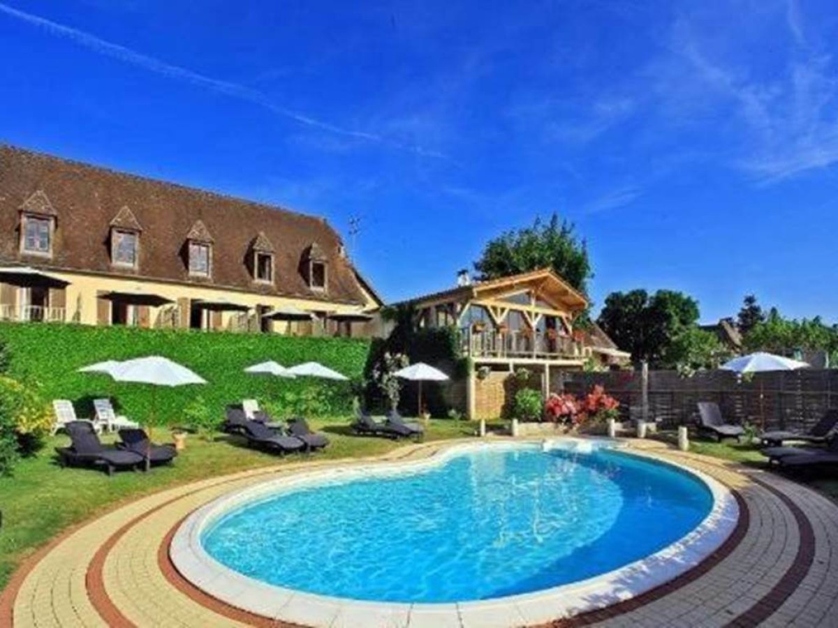 Hôtel Bien-Être Aux Cyprès de Marquay - Bonjour Fun