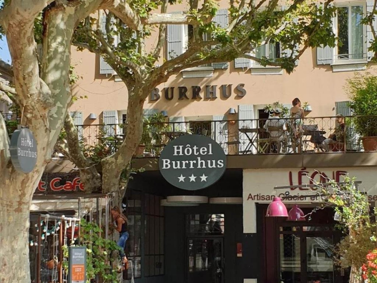 Hotel Burrhus - Bonjour Fun