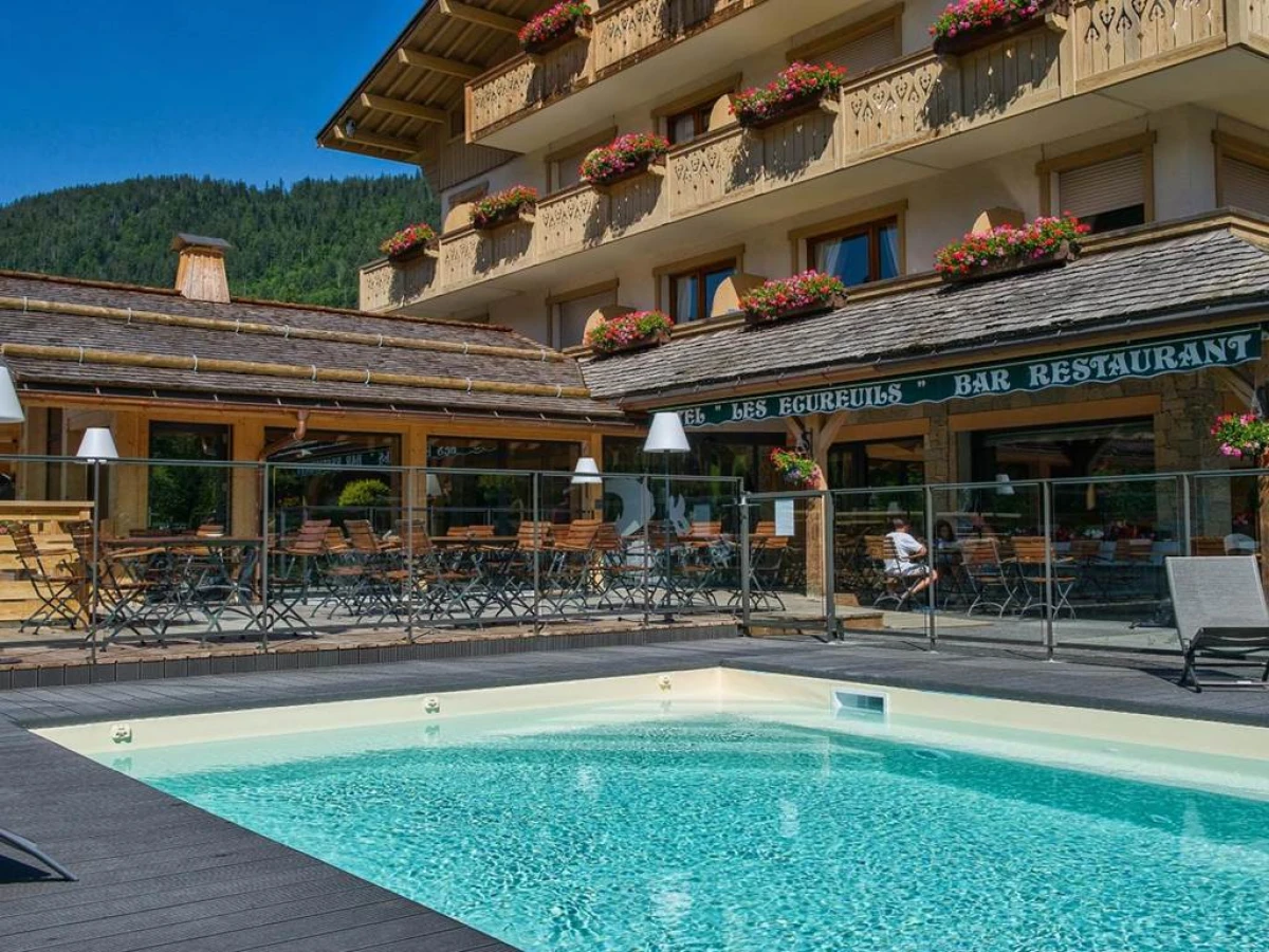 Hôtel-Chalet Les Ecureuils Restaurant - Bonjour Fun
