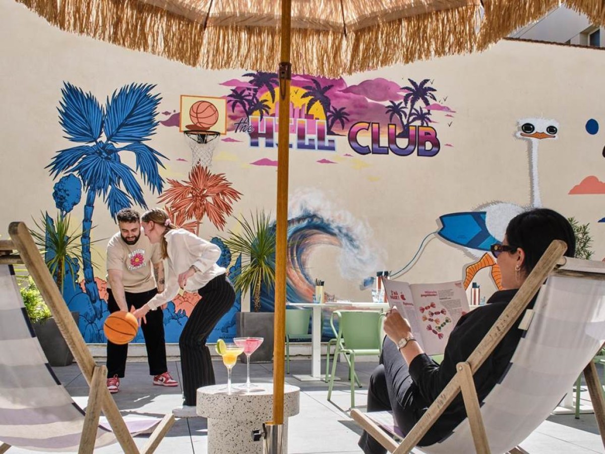 Hôtel Chromatics & Restaurant Hill Club by HappyCu - Bonjour Fun