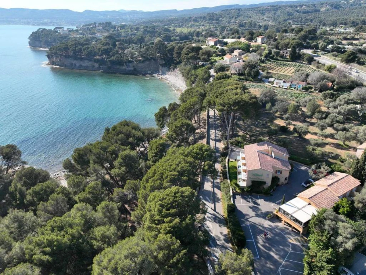 Hôtel Corniche du Liouquet - Bonjour Fun