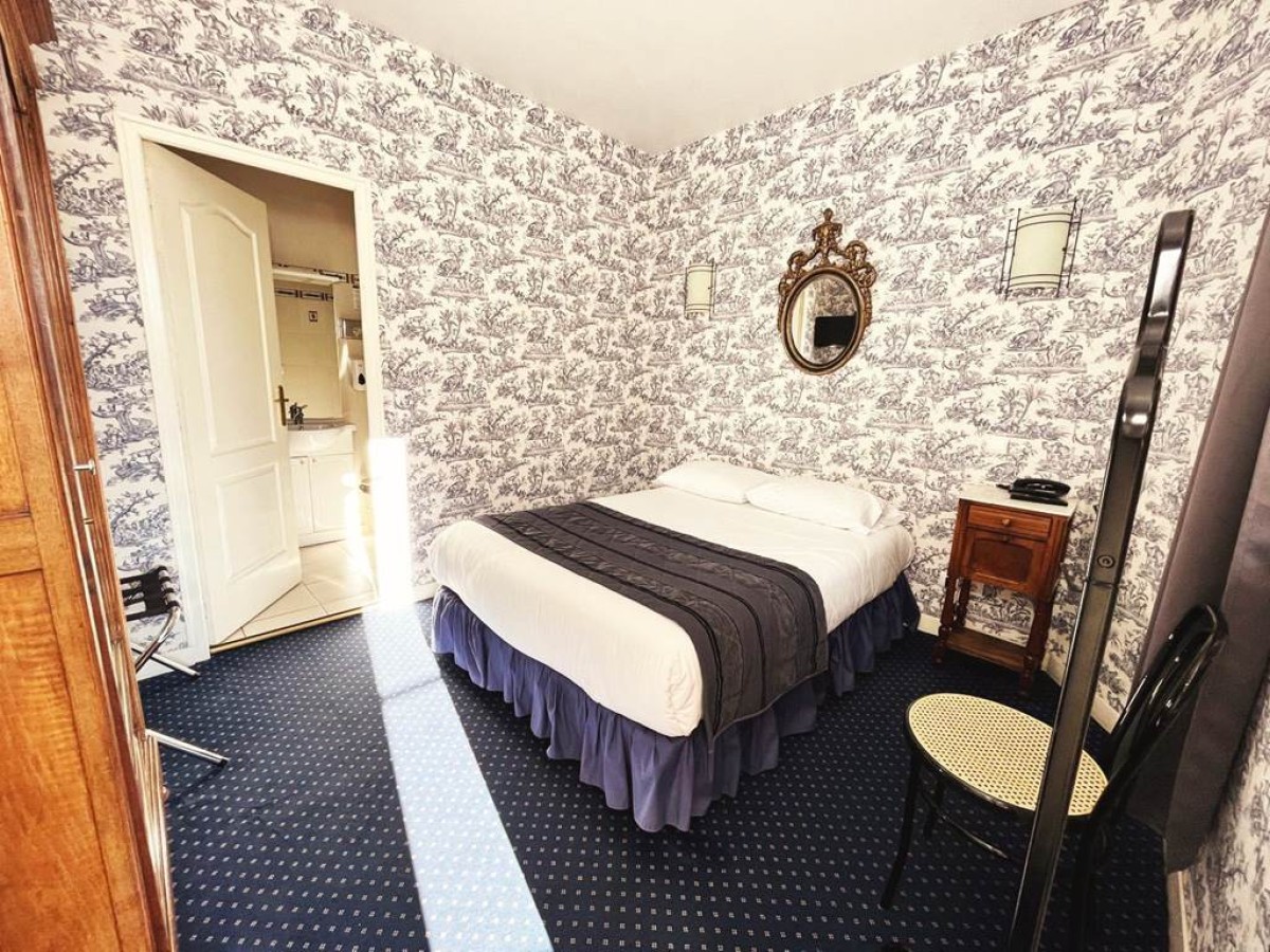 Hotel De La Poste - Bonjour Fun