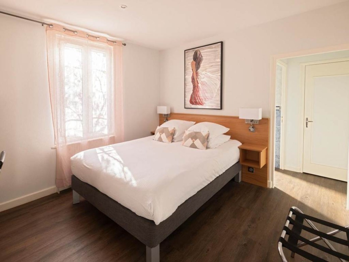 Hotel De Paris Jaligny - Bonjour Fun