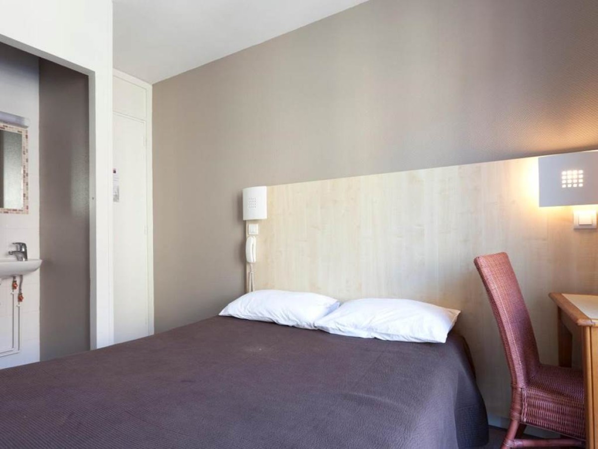 Hotel De Quebec - Bonjour Fun