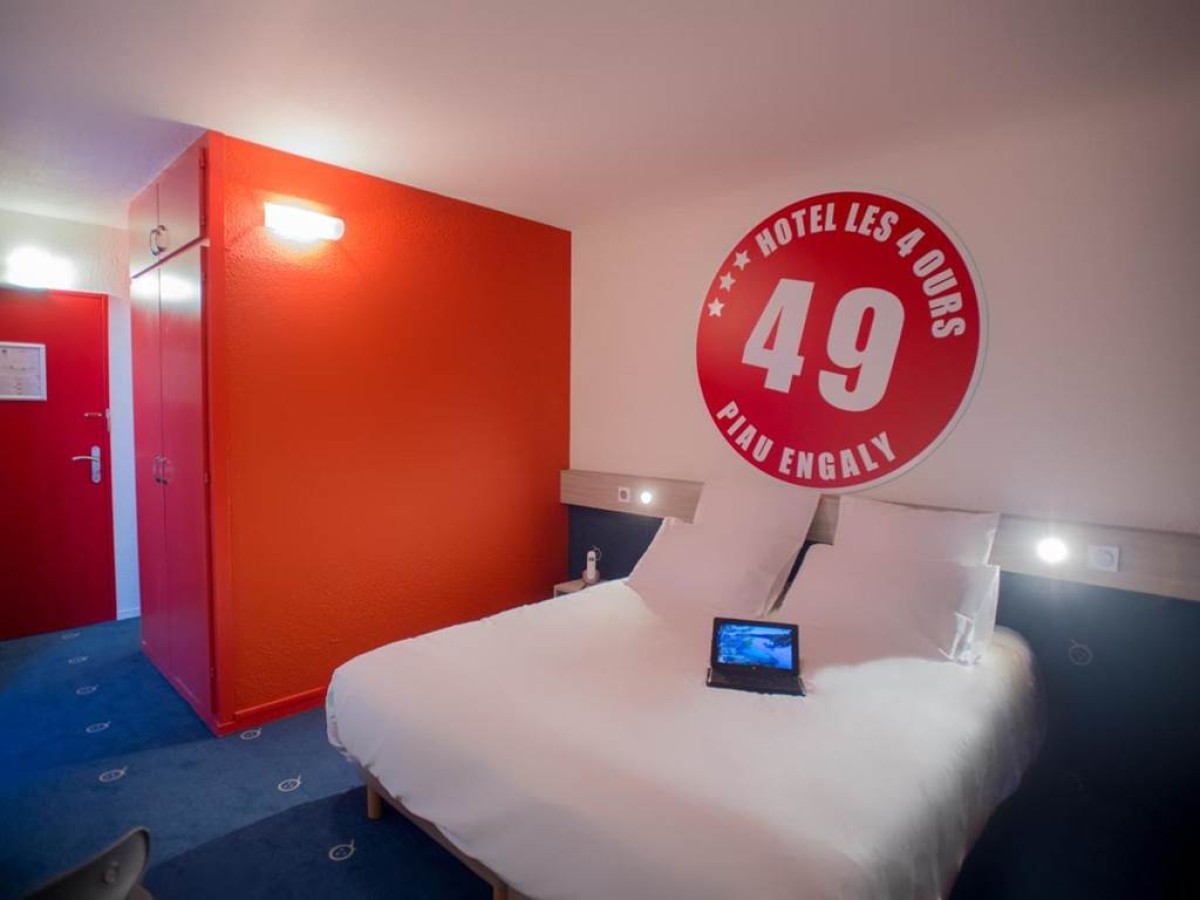 Hôtel des 4 Ours - Bonjour Fun