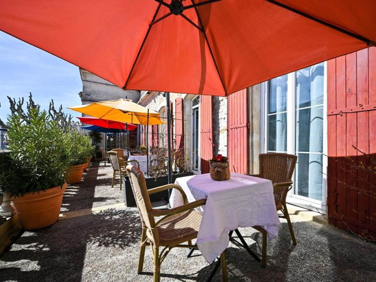 Hotel Des Artistes - Bonjour Fun