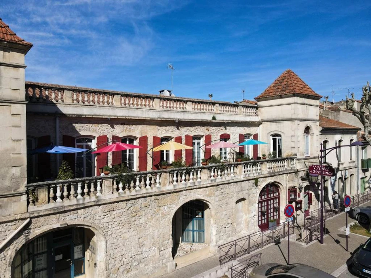 Hotel Des Artistes - Bonjour Fun
